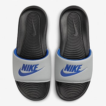 NIKE VICTORI ONE SLIDE - SMOKE GREY/GAME ROYAL/BLACK