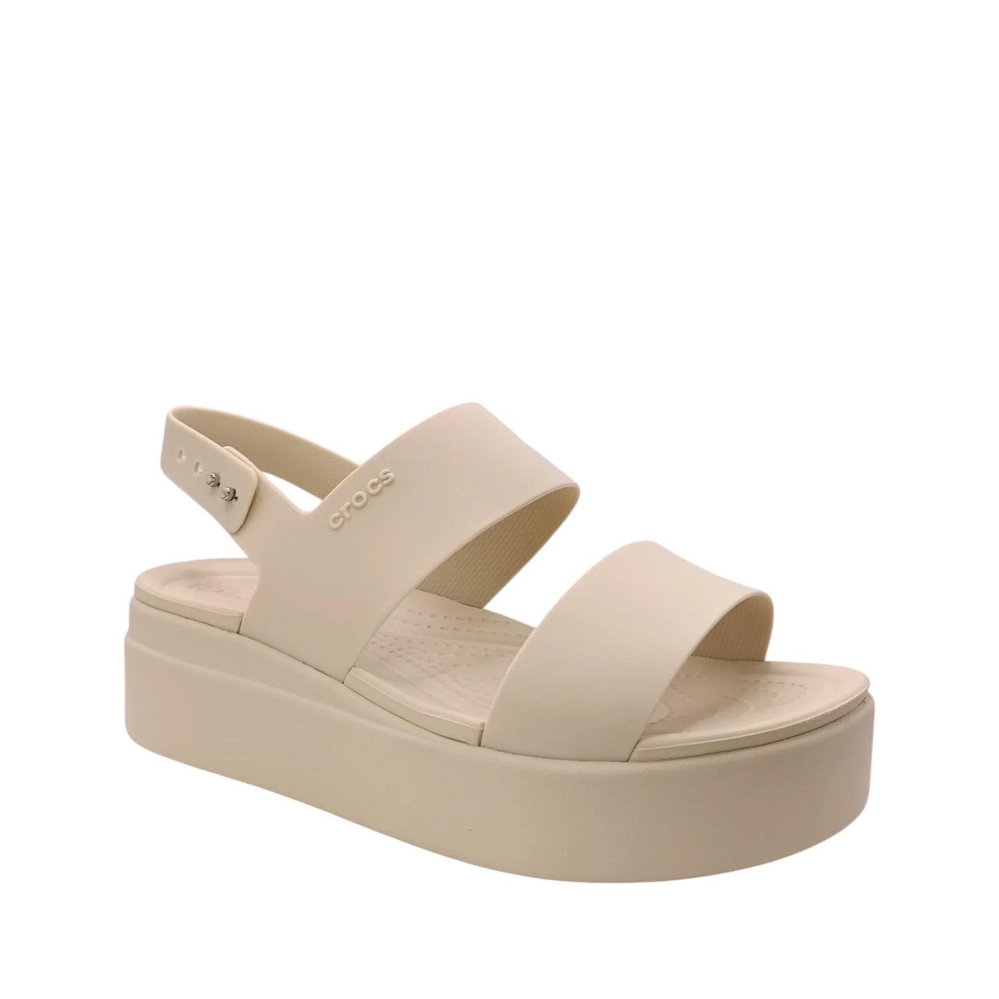 CROCS BROOKLYN LOW WEDGE - SANDSTONE