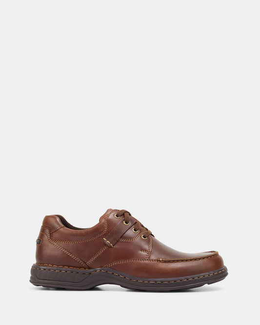 HUSH PUPPIES RANDALL II - BROWN