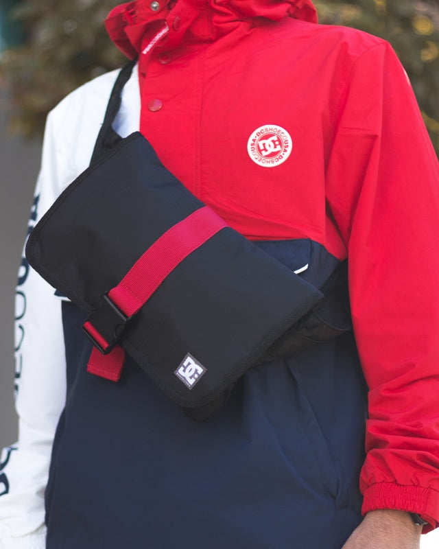 DC NAWSON BAG - BLACK/RED